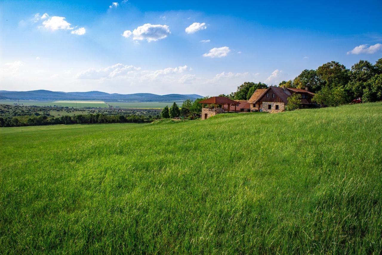 Apartamento Takács tanya Nemesvámos Exterior foto